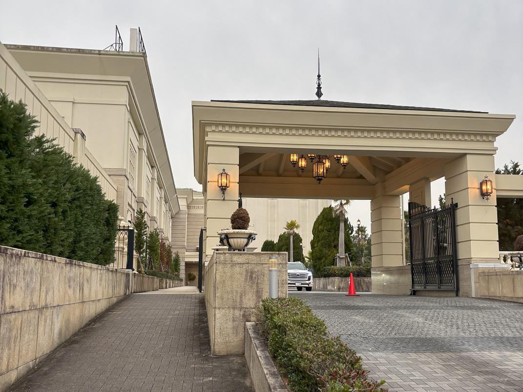 04_xiv_entrance.jpg