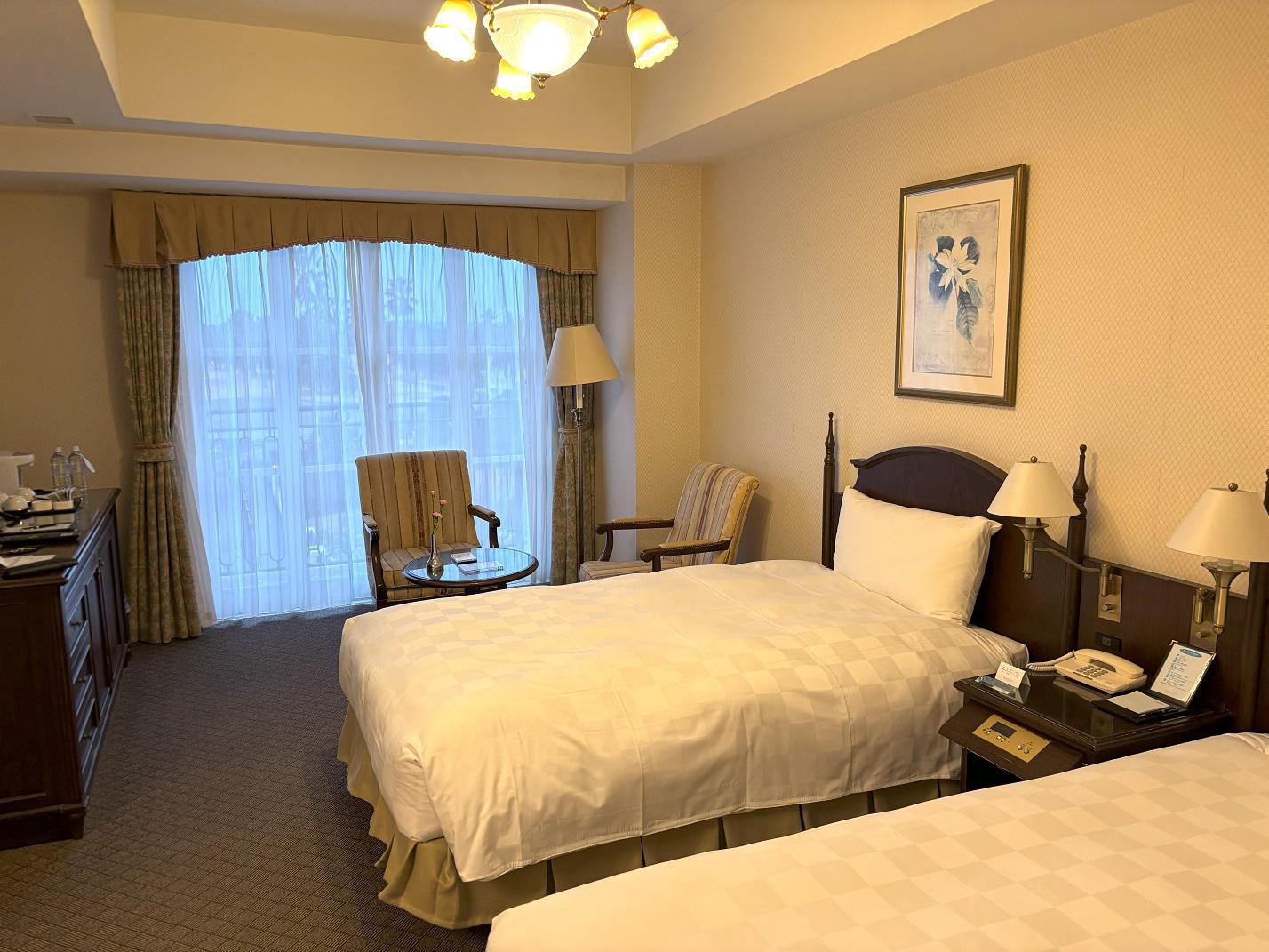 06_xiv_room1.jpg