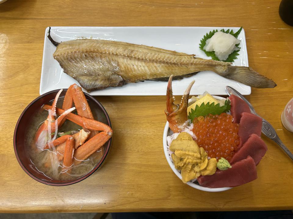 朝食　わがまま丼ほか.jpeg