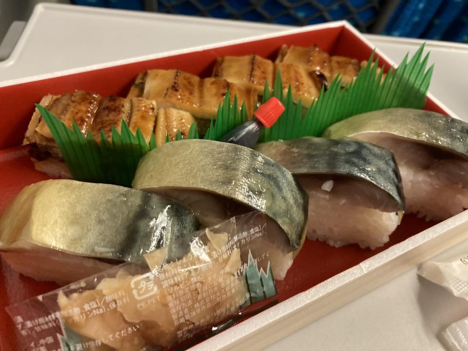 すし.jpeg